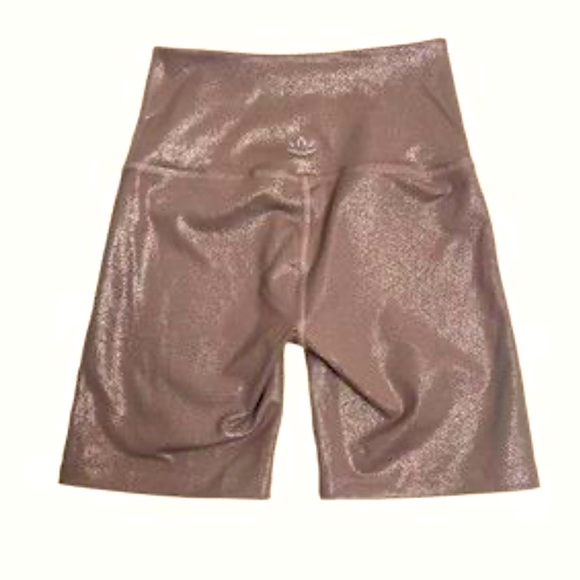 TNA Atmosphere Hi-Rise 7" Short Size M sparkling ⭐️⭐️⭐️⭐️ - Picture 11 of 11
